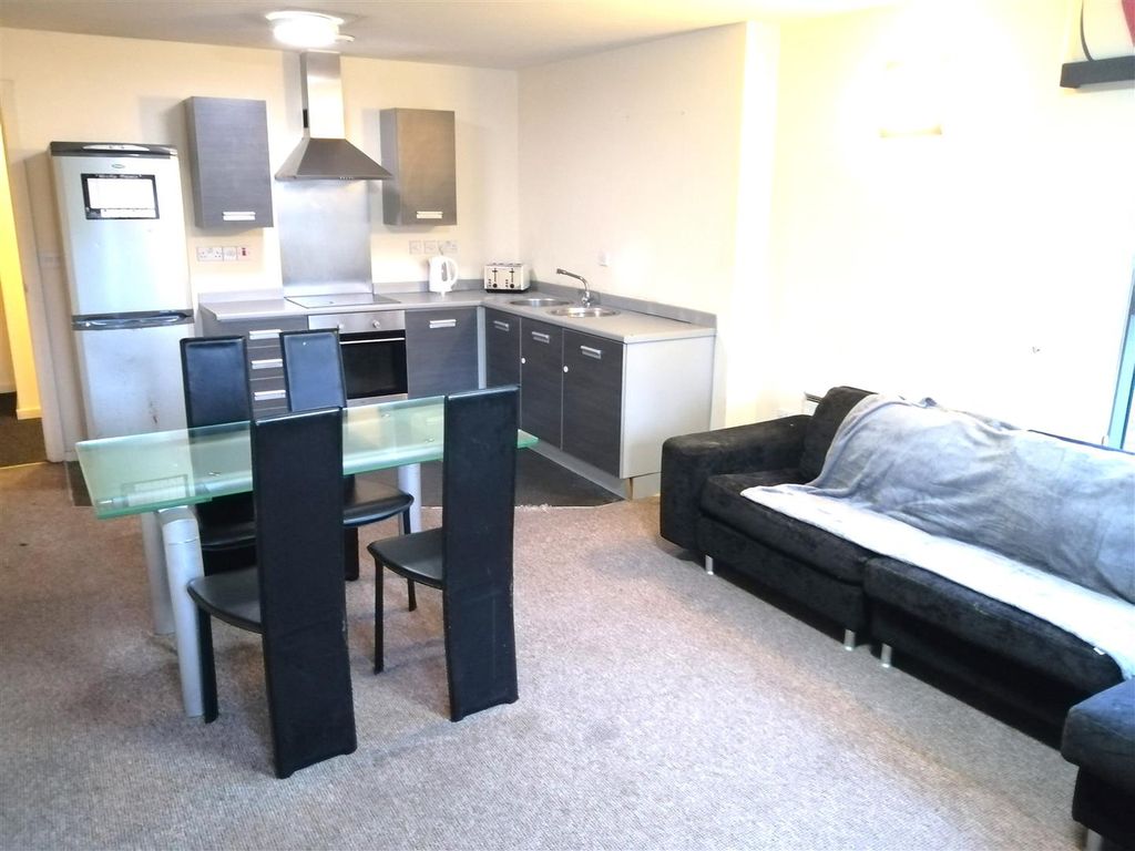 Property photo 2 of 14 Img_20251107_150822.Jpg