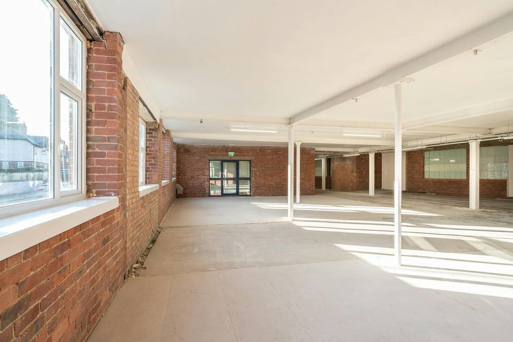 Property photo 3 of 6 Burleyhillaug22203.Jpg