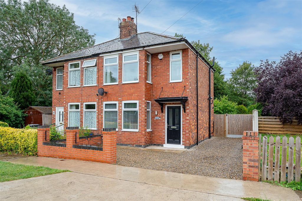 Property photo 1 of 13 External