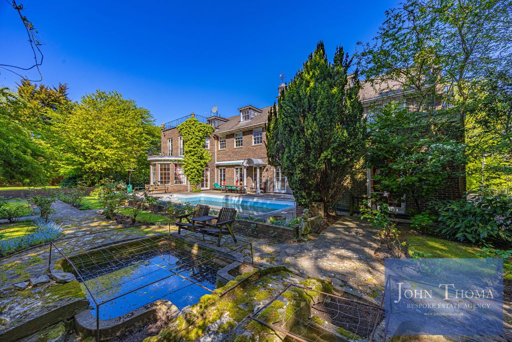 Additional image 41 of 6 bed detached house for saleManor Road, Chigwell IG7