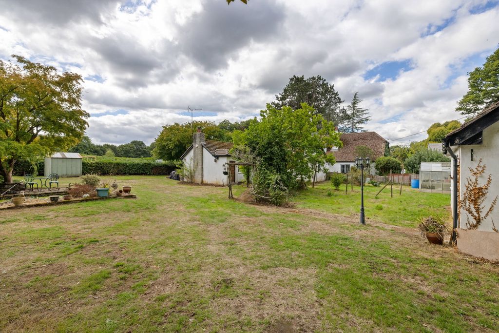 Property photo 3 of 34