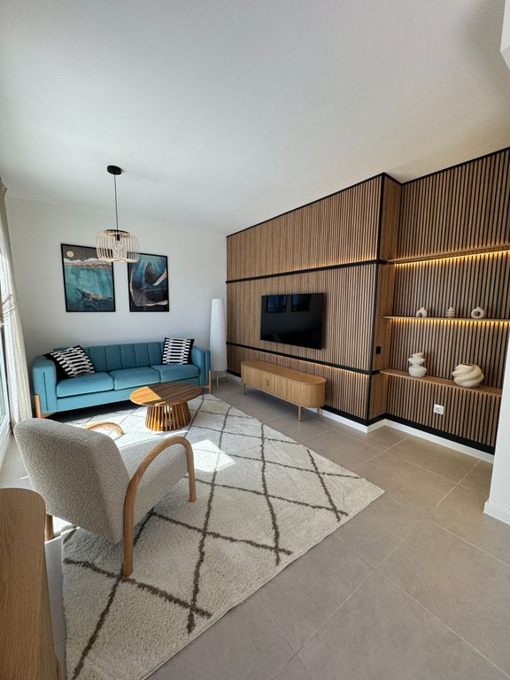 Property photo 2 of 25 Photo 1