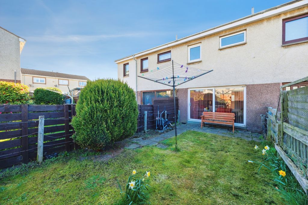 Property photo 2 of 14 Rear View