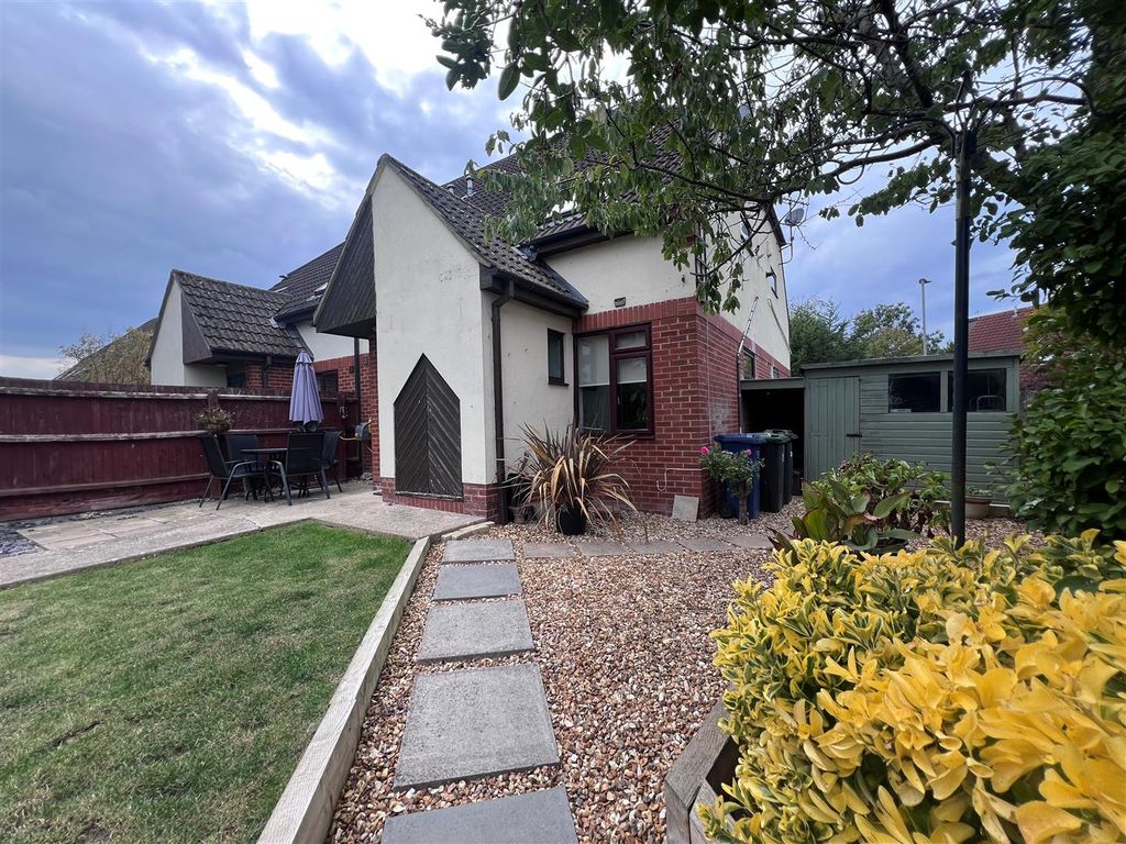 Property photo 1 of 11 Frontelevation.Jpg
