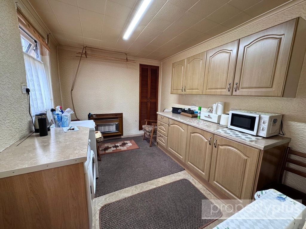 Property photo 3 of 15 Picture No. 13