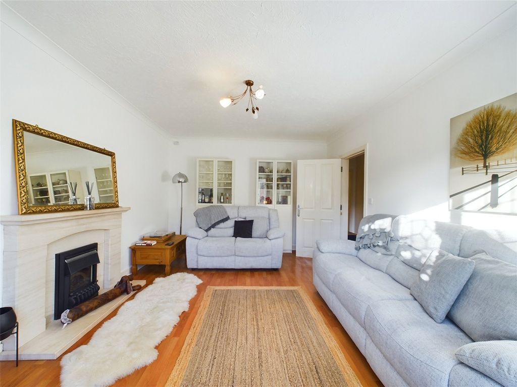 Property photo 2 of 17 Living Room