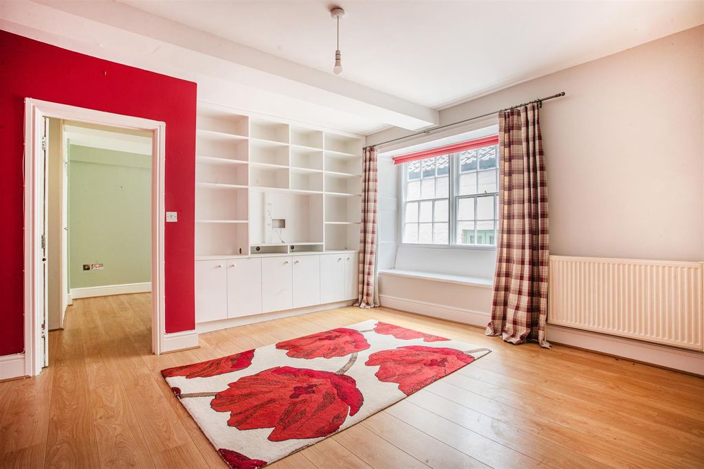 Property photo 2 of 12 A05I5824.Jpg