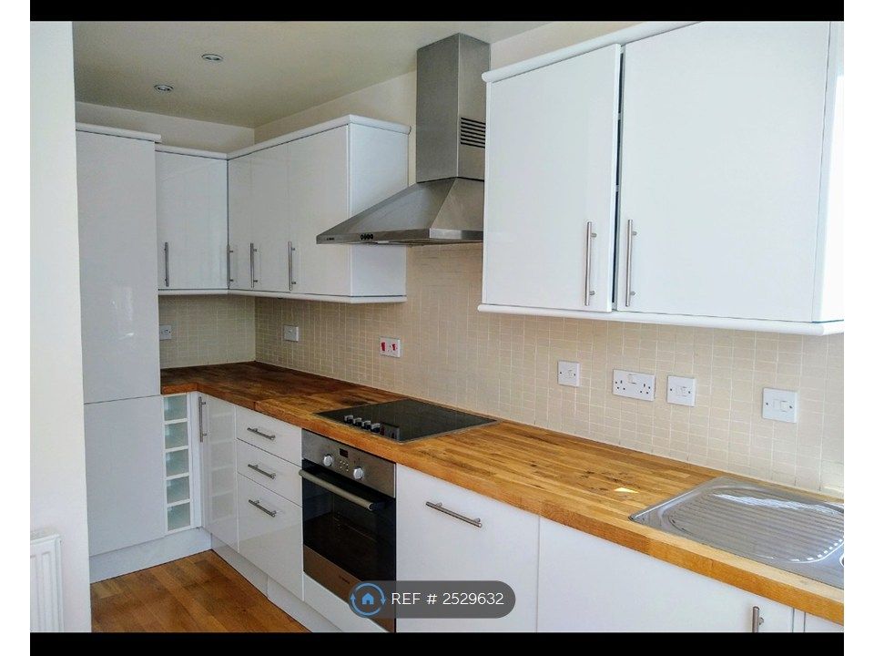 Property photo 2 of 5