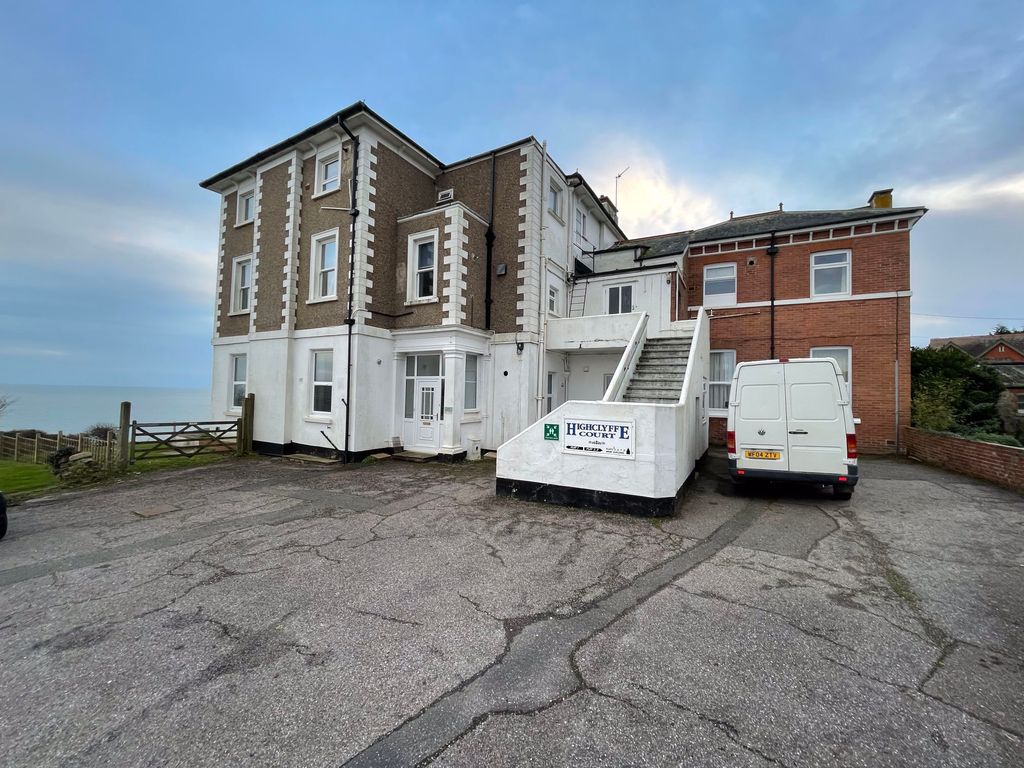 Property photo 1 of 11 Photo 14