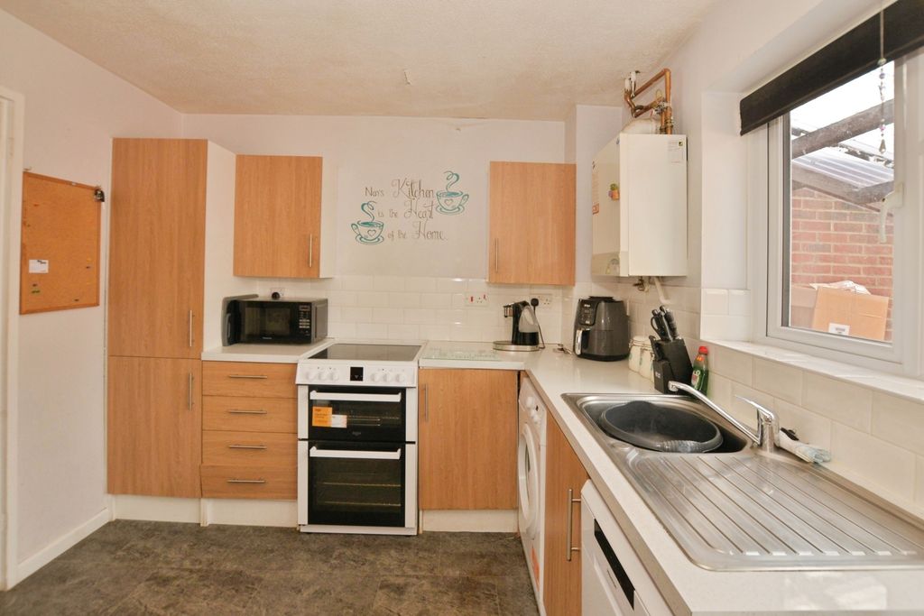 Property photo 3 of 13 Pbox-Img.Jpg