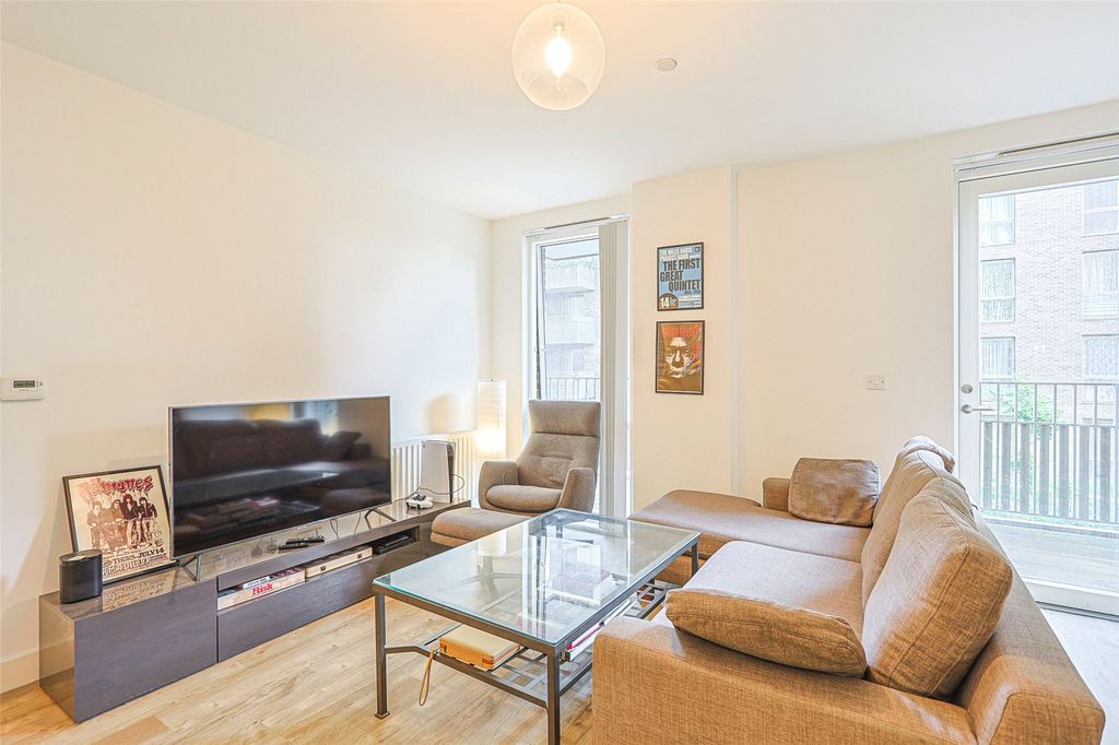 Property photo 2 of 14 Picture No. 03