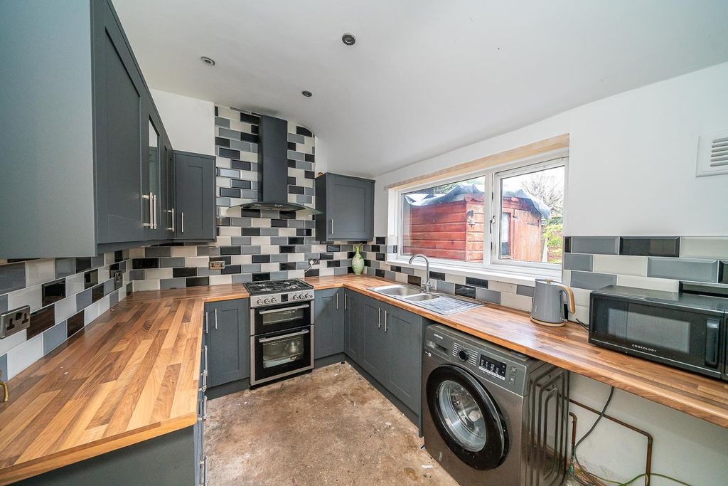 Property photo 3 of 22 Webbs-7.Jpg