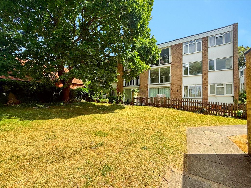 Property photo 3 of 17 Picture No. 12
