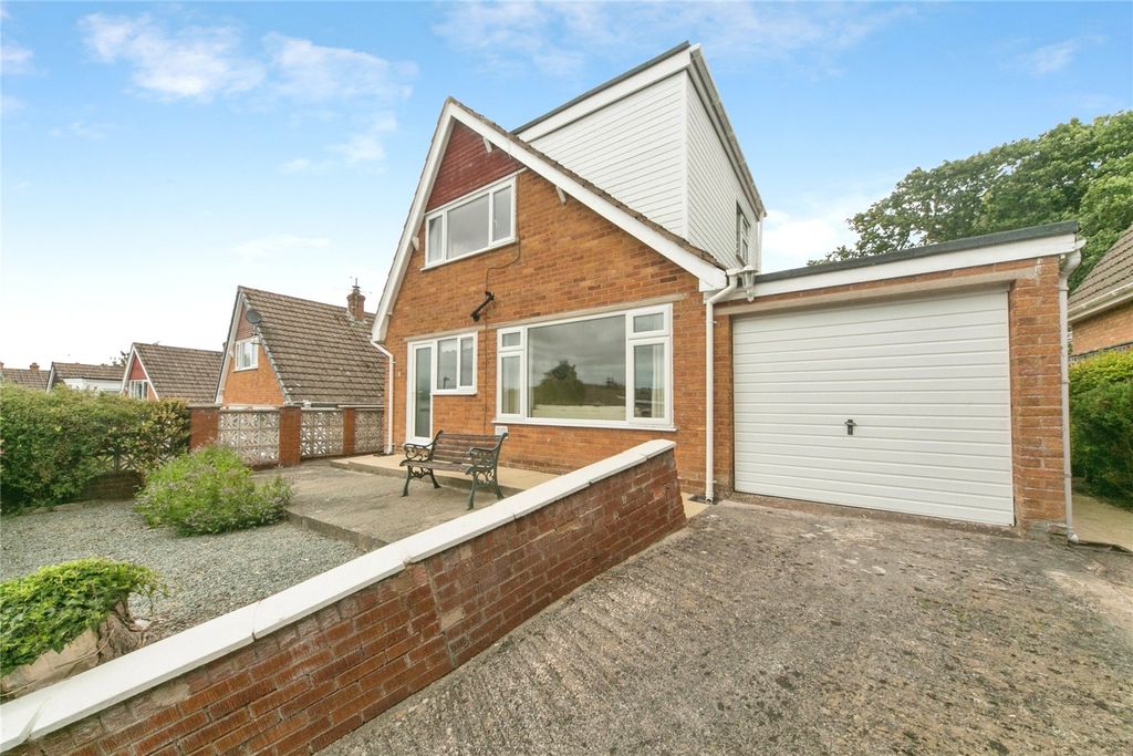 Property photo 1 of 19 Picture No. 18