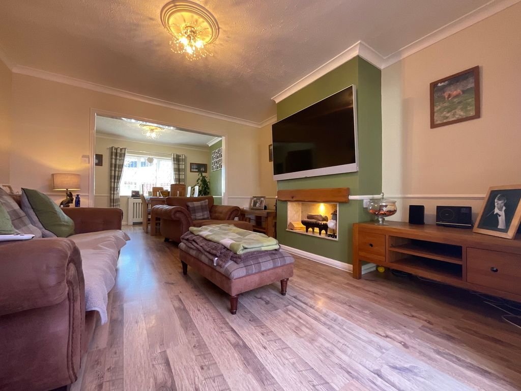 Property photo 3 of 30