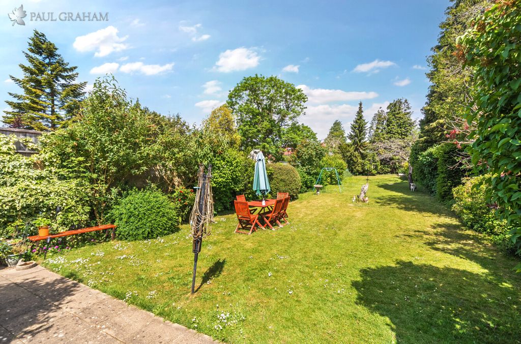 Property photo 3 of 21 c84A000F-c761-447c-Baf4-6B578d7Add6c