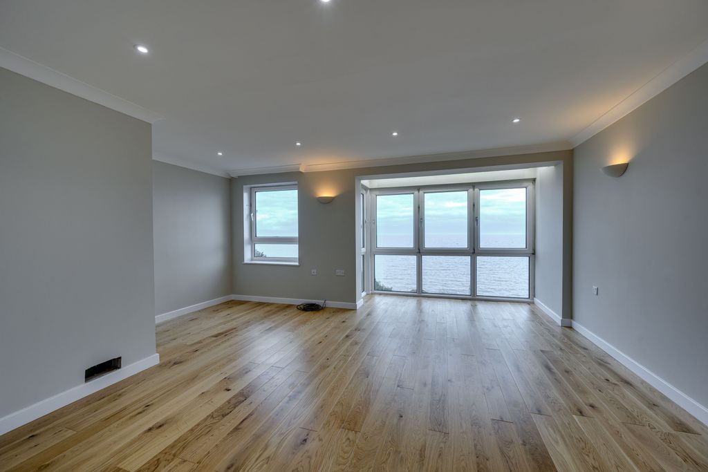 Property photo 3 of 18 Dsc_4985