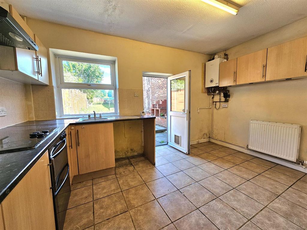 Property photo 3 of 13