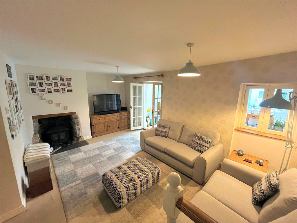 Property photo 2 of 18 Picture No. 07