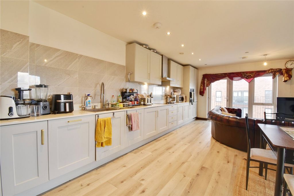 Property photo 2 of 9 Picture No. 02