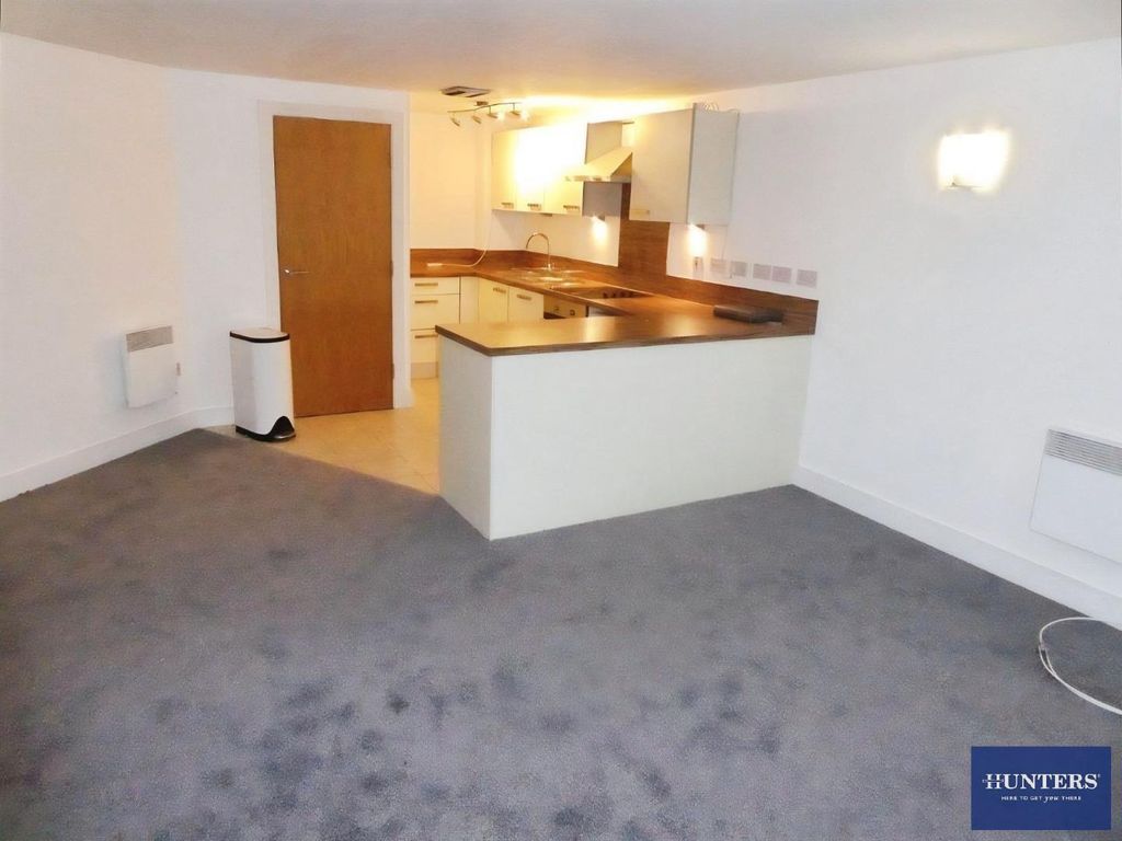 Property photo 3 of 8 915d83B5-3.Jpg