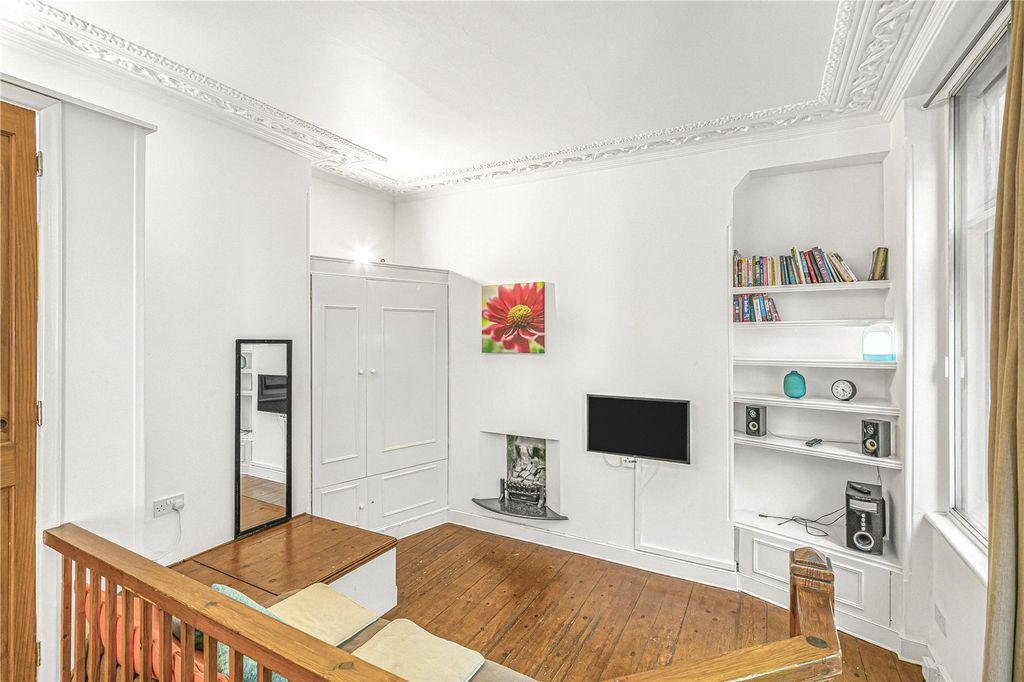 Property photo 2 of 12 Picture No. 05