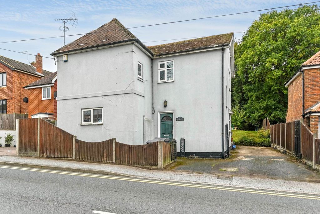 Property photo 2 of 13