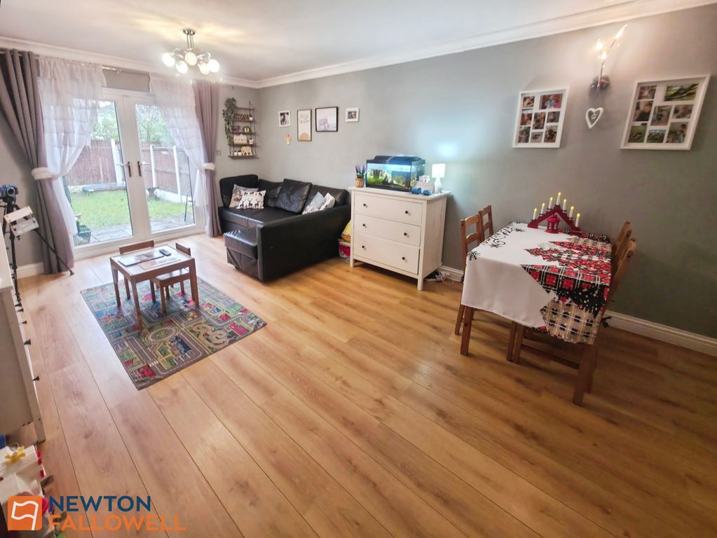 Property photo 2 of 19