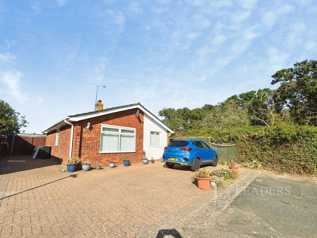Property photo 1 of 16 Front