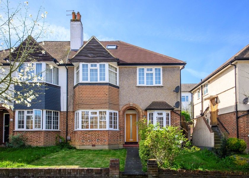 Property photo 2 of 13