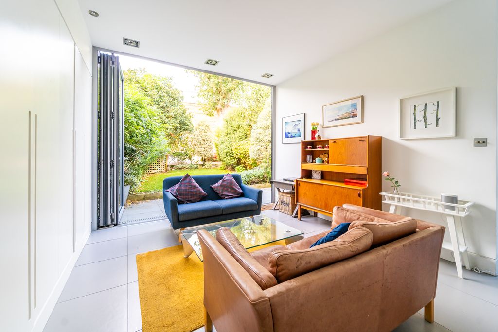 Property photo 2 of 24 Ndb09379