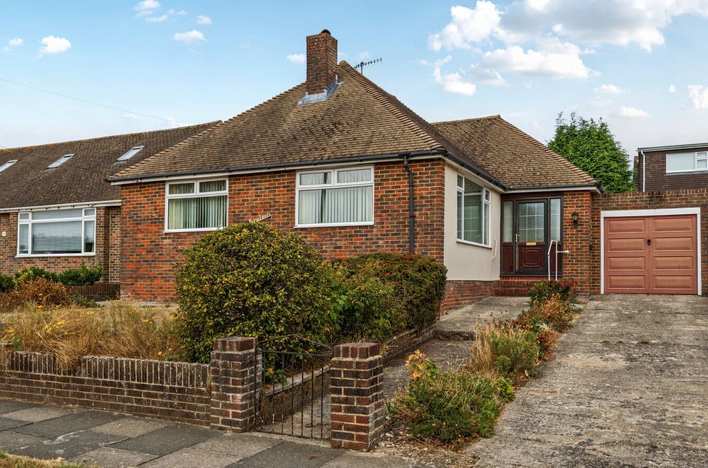Property photo 1 of 19 1513198-25-6A8Edb...