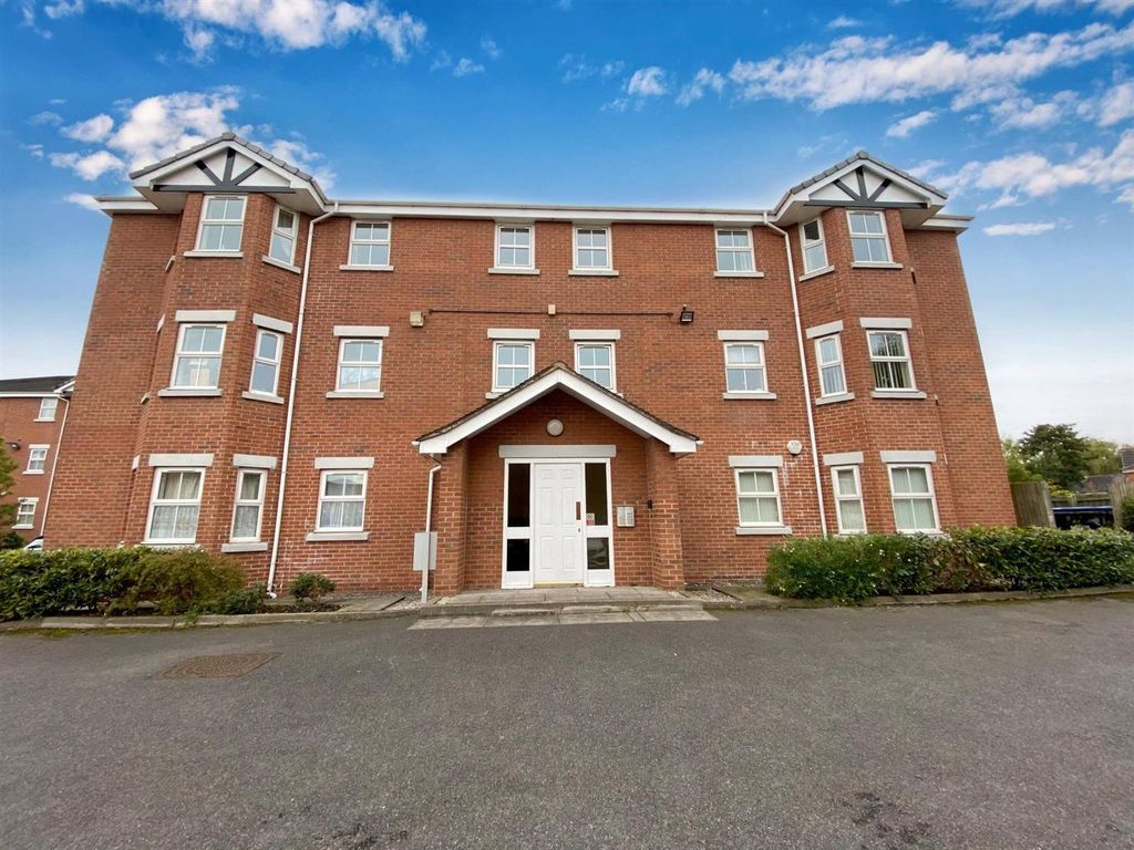 Property photo 1 of 15