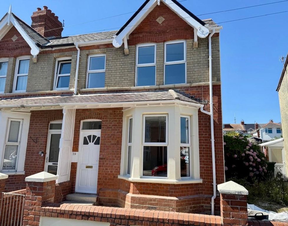 Property photo 1 of 15 Front 2.Jpg