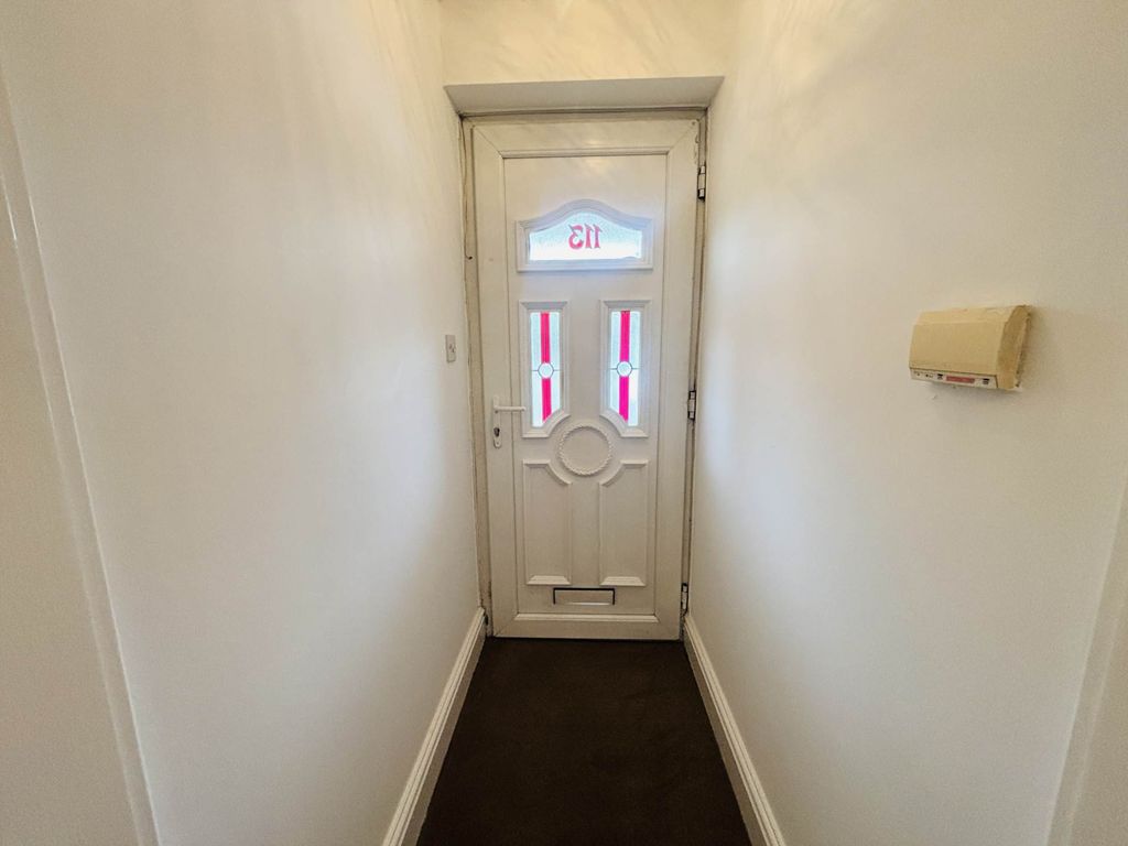 Property photo 2 of 27