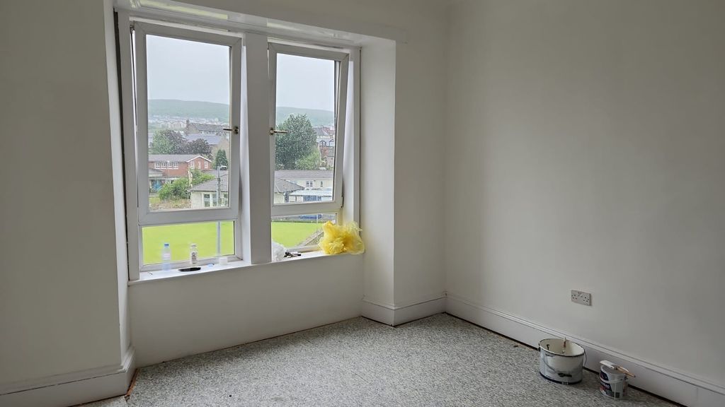 Property photo 1 of 1