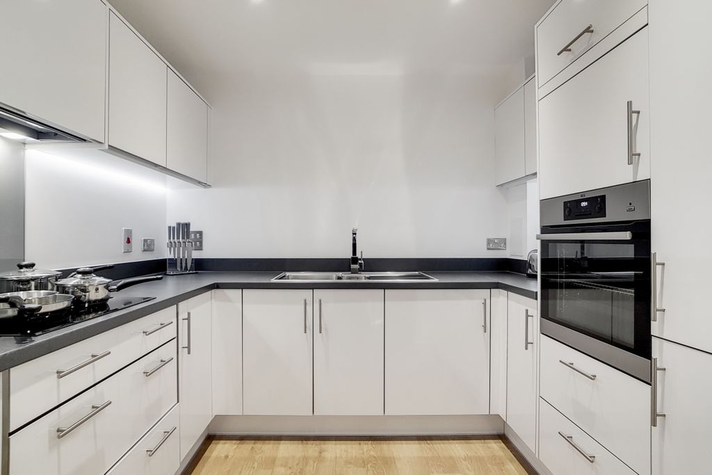 Property photo 3 of 11 3_Kitchen_Recepti...