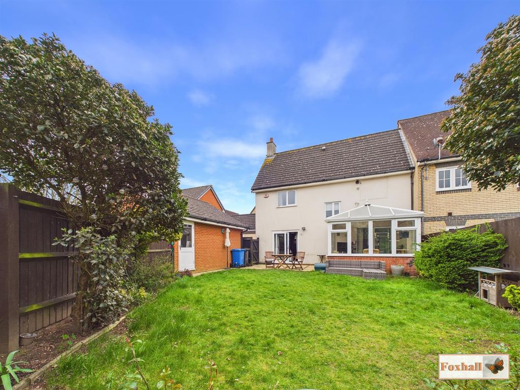 Property photo 2 of 18 Rear Garden