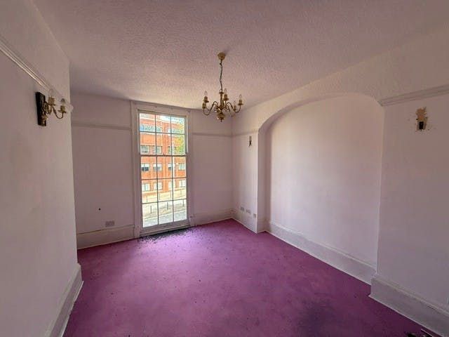 Property photo 2 of 11 1.Jpg