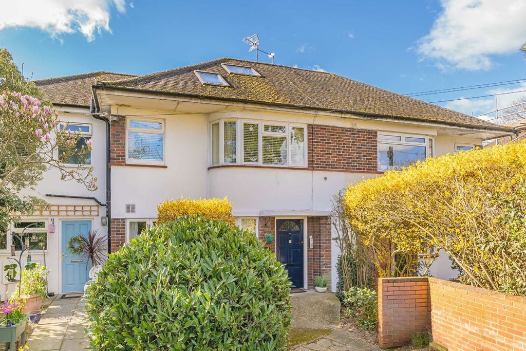 Property photo 1 of 4