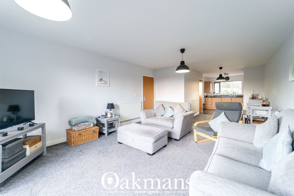 Property photo 2 of 16 Picture No. 14