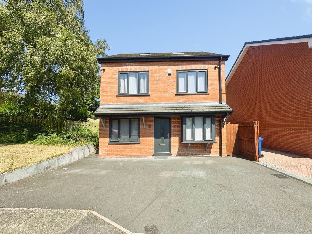 Property photo 1 of 19 Front External