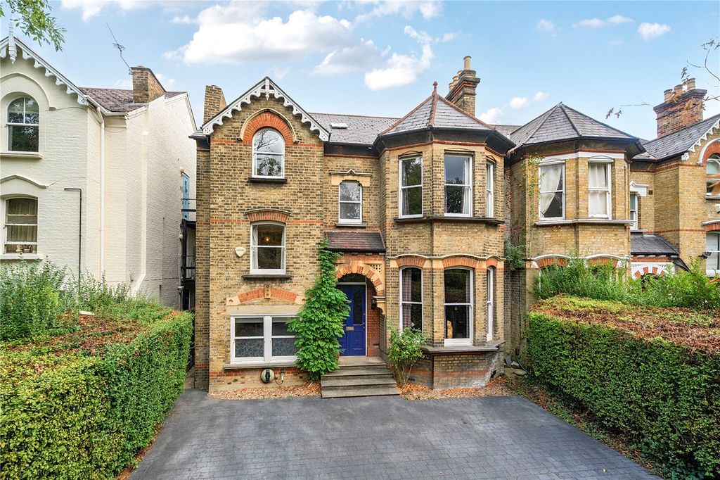 Property photo 1 of 39 Picture No. 56