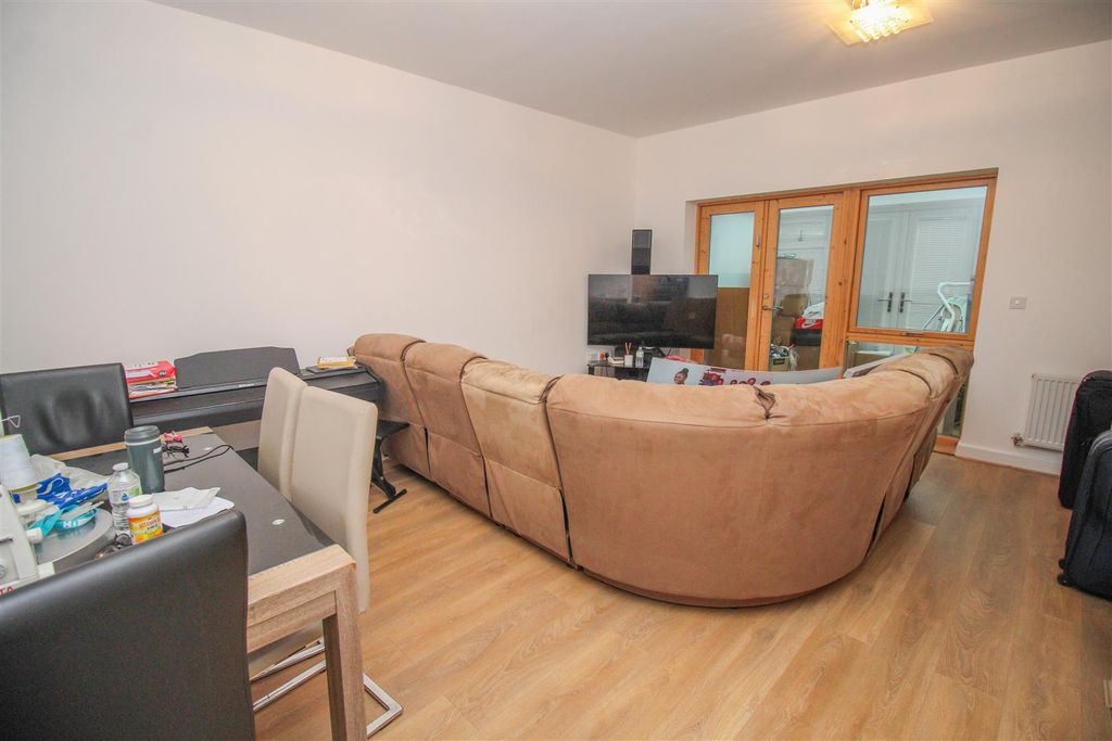 Property photo 2 of 14 Img_6929.Jpg