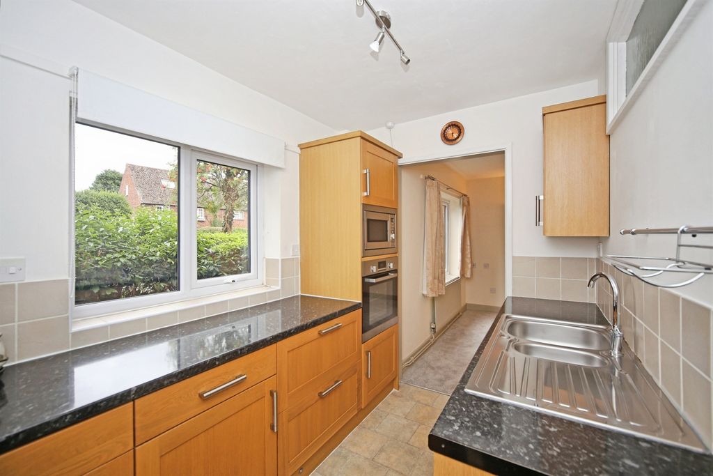 Property photo 2 of 13