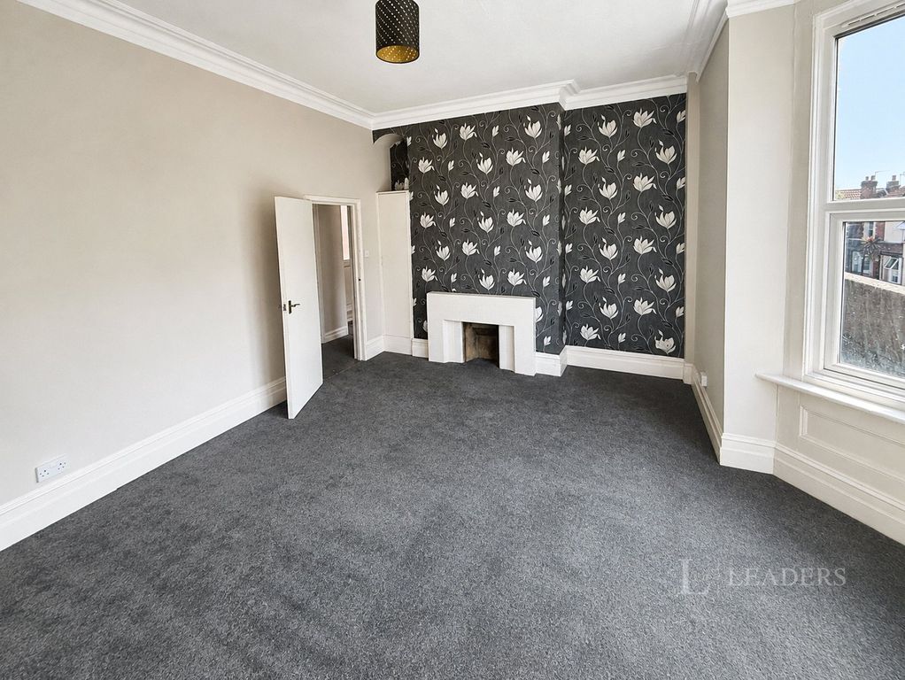 Property photo 3 of 10 Picture No. 23