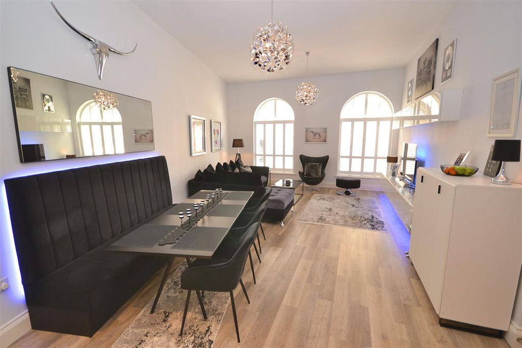 Property photo 2 of 12 Dsc_0025E.Jpg