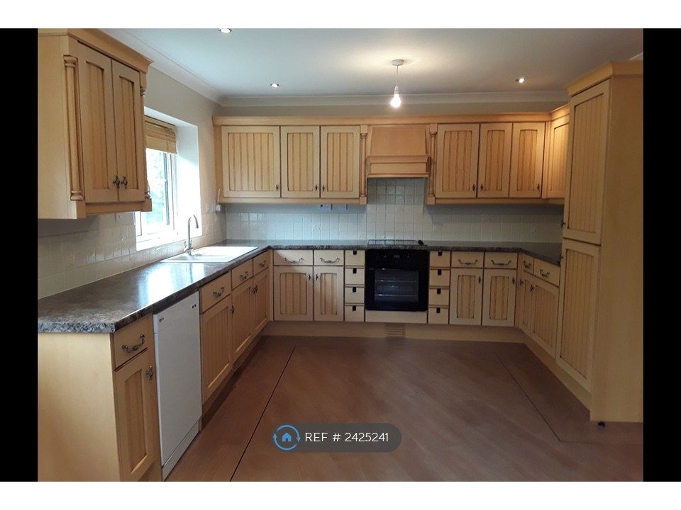 Property photo 2 of 19 Kitchen Diner