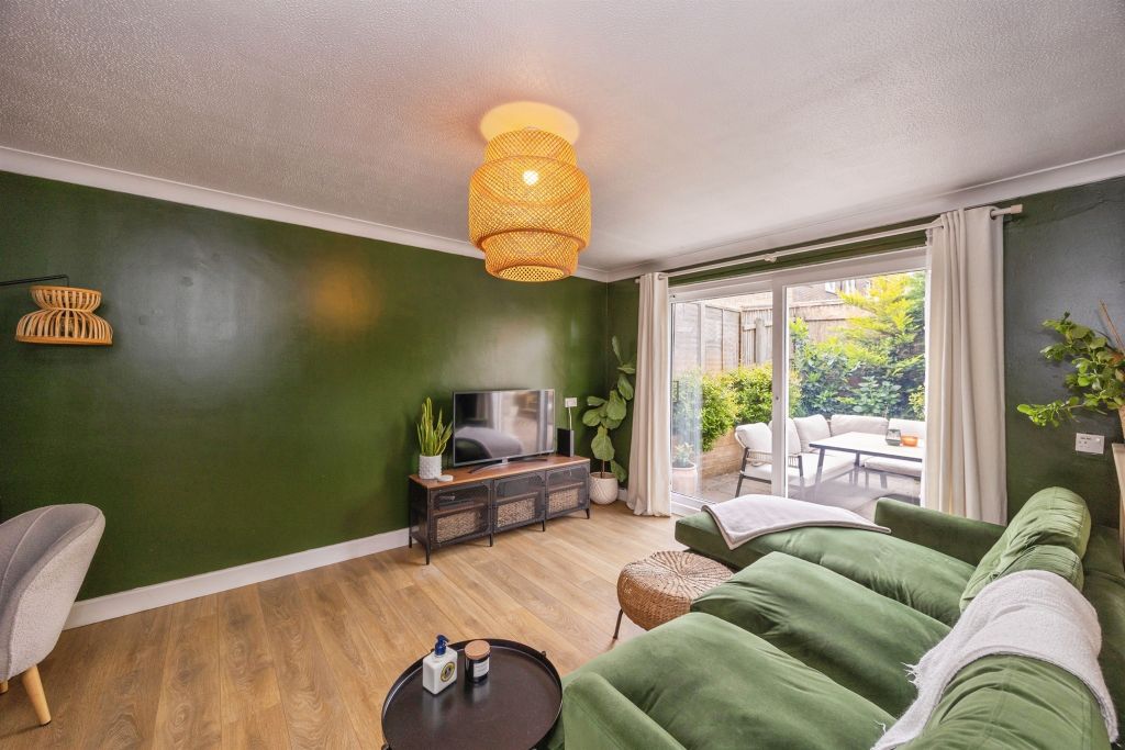Property photo 2 of 19
