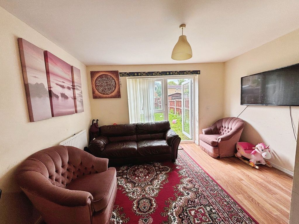 Property photo 3 of 10 Picture No. 01